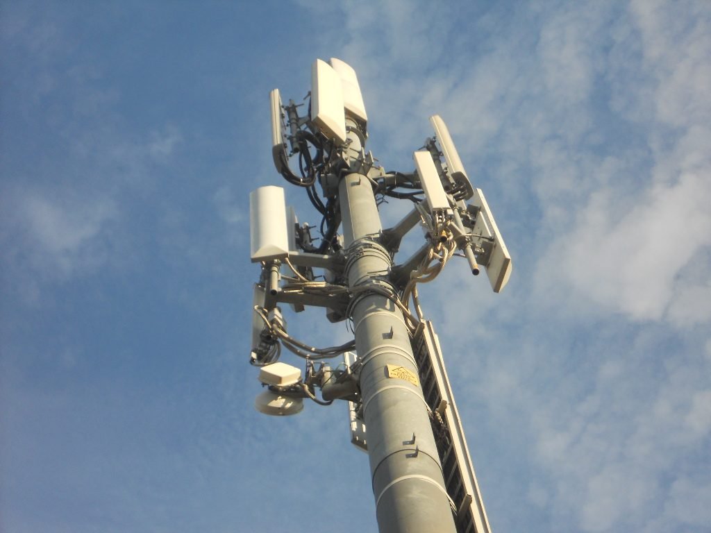 Mobile network tower with 4G antennas