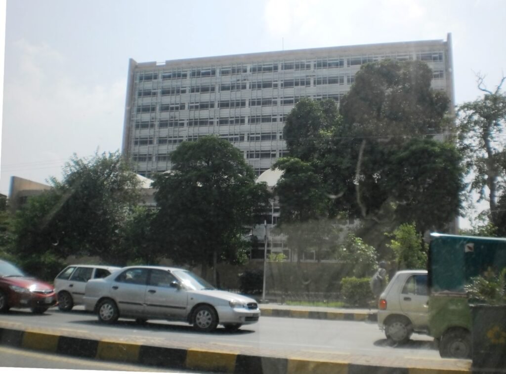 State Bank of Pakistan building on Mall Road Lahore