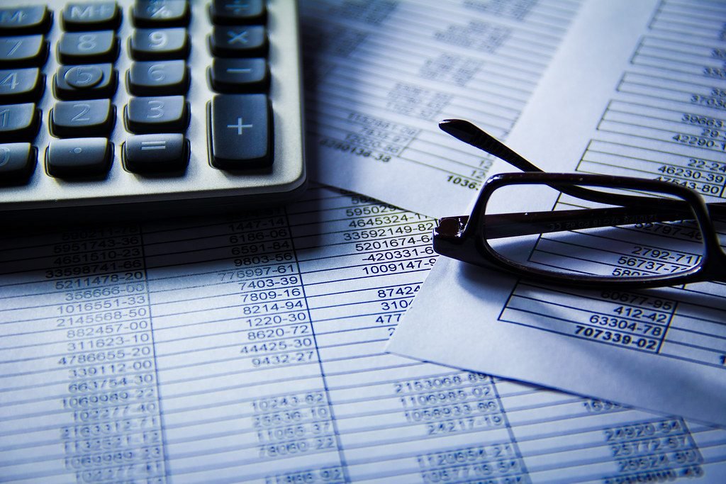 Calculator and financial statements for share market research