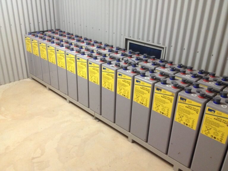 Lithium vs Tubular Battery for Solar in Pakistan (2026)